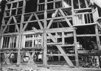 FabryhoeveskeletgevelLV