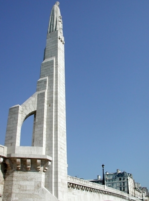 genovevabeeldparijsebruglandowski1928lv